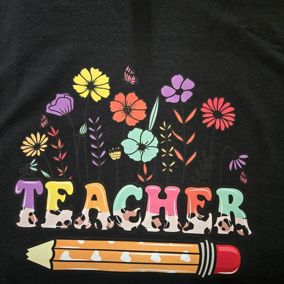 Gildan Black  Woman T-shirt with Colorful Teacher Graphic - Picture 1 of 2